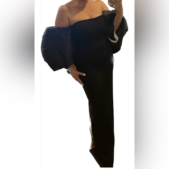 SOLACE LONDON
Pia off-the-shoulder stretch-crepe and faille maxi dress - Picture 8 of 12